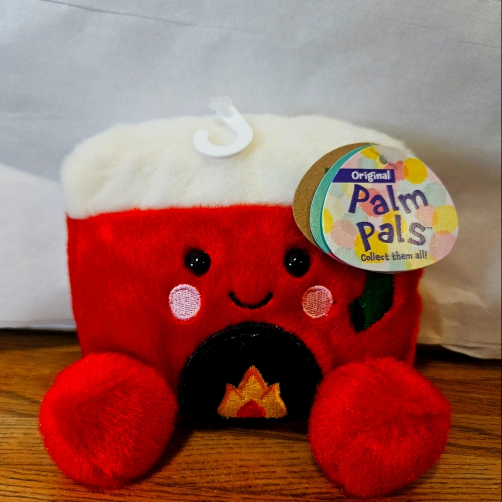 Palm Pals COZY FIREPLACE PLUSH/BEANIE BABY: NEW WITH TAGS